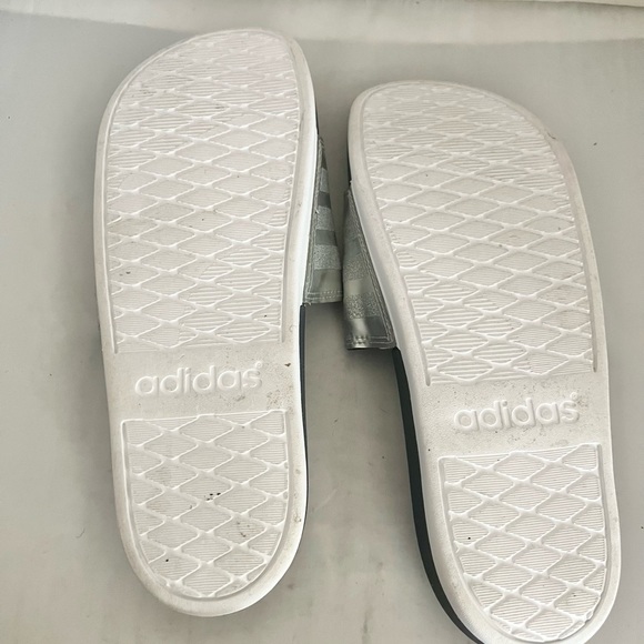 Adidas Adilette cloud foam silver glitter slide 10 - Picture 8 of 8